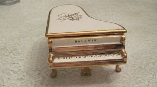 Liberace Owned Estate 1990 Butterfield Miniature Baldwin Ceramic Piano
