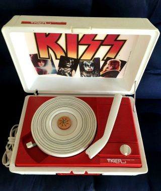 Vintage 1978 Kiss Record Player Phonograph Turntable 2