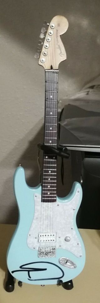Tom Delonge Blink - 182 Angels Airwaves Autographed Fender Stratocaster 1:4 Guitar 2