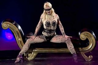 Britney Spears Circus Tour Lace Blindfold In " Touch Of My Hand " Number