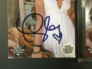 LAST Taylor Swift Autographed Set of 6 Guitar Picks with Signed Mini Poster 2