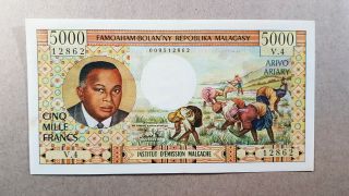 Madagascar 5000 Francs 1966 Aunc