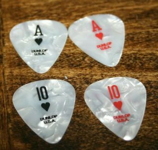 Joe Perry Aerosmith 4 Guitar Picks Pics Red Ace & 10 Hearts Blk Ace &10 Hearts