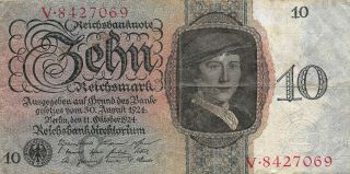 Germany 10 Reichsmark 11.  10.  1924 P 175 Series V Circulated Banknote D34
