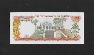 aUNC sign.  Donaldson 5 dollars 1974 BAHAMAS England 2
