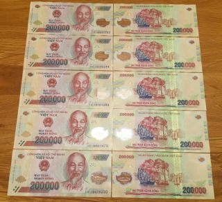 1 Million Dong Banknote = 5 X 200,  000 200000 Dong Vietnam Currency