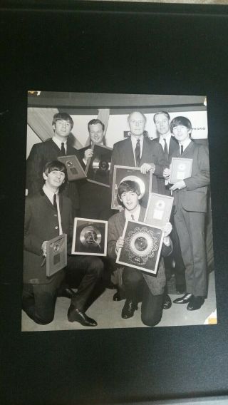The Beatles Brian Epstein George Martin John Dove Emi B&w Photo Parlophone 1963