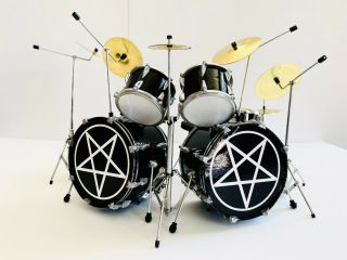 Motley Crue - Tommy Lee Shout At The Devil Drum Kit 1:4 Scale Miniature Drum Set