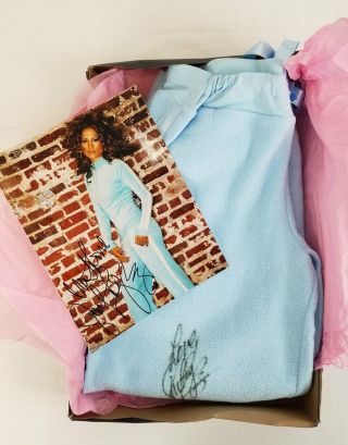 Jennifer Lopez Autographed Signed 8x10,  J.  Lo Blue Terrycloth Sweatpants