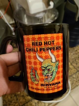 Red Hot Chili Peppers,  Nirvana And Pearl Jam’s December 1991 Tour Cup
