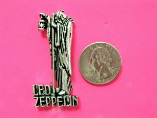 LED ZEPPELIN OFFICIAL 1993 PIN BUTTON BADGE POKER THE HERMIT ALCHEMY 2