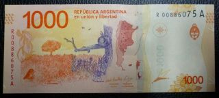 Argentina Banknote 1000 Pesos,  P.  366 Unc 2017 Hornero (replacement)