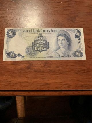 Cayman Islands $1 Dollar 1971 (nd 1972),  P - 1a A/1 Prefix,  Qeii Note,  Unc