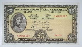 Ireland,  Central Bank Of Ireland.  1973,  5 Pounds P - 65c Vf - Choice Vf