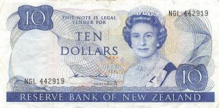 Zealand $10 Nd.  1981 P 172a Series Ngl Circulated Banknote Meaex