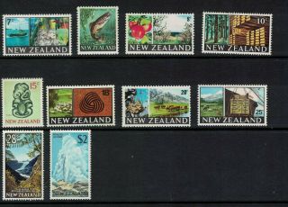 Zealand 1967 - 70 - Definitives Issues - Decimal Currency Nh = Cv $28