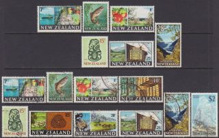 16 Different Zealand 1967 - 70 Definitive 7c - $2 Mnh & Stamps