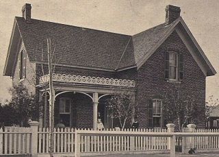 W G Chamberlain Denver Colorado : Brick Home & Servant in Door : 1860s CDV Photo 3
