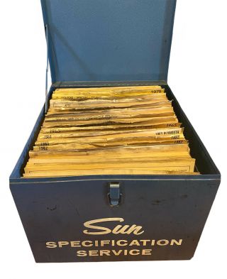 Vintage Sun Specification Service Electric Tune Up Cards In Metal Box 1961 - 1976