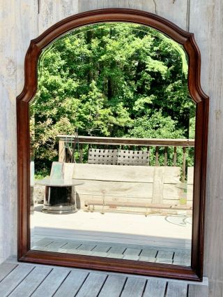 Vintage Drexel Heritage Queen Anne Style Solid Cherry 40 " X30 " Wall Mirror 1995