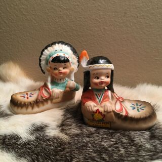 Vintage American Indian Children In Moccasins Salt & Pepper Shakers Japan A50