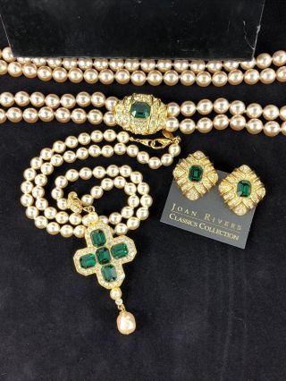 Vintage Joan Rivers Gold Emerald Green Stone Clip On Earrings Pearl Necklaces