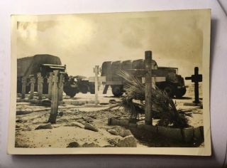 Ww2 Photograph Desert Rats North Africa Uk Truck Passes German Graves