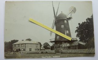 Vintage 1913 Rp Postcard Of Gales Windmill Denmead Hants