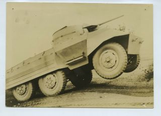Us Auto - Tank - 1944 Ww2 Press Photo