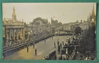Vintage Rppc Postcard Devizes 1911 Coronation Parade Wiltshire (ch203)