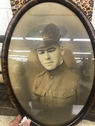 Rare,  Ww 1 Us Air Corps Soldier Photo In Tiger Stripe Oval Frame