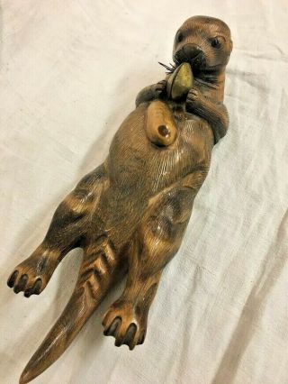 Rare Vintage Tom Taber Signed Hand - Carved Wood Sculpture Otter W/ Brass Clam 15 "