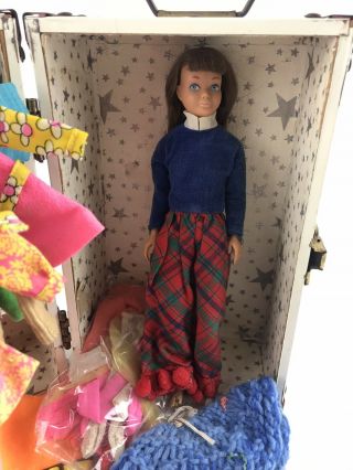 Vintage 1960s Skipper Dolls Barbie ' s Little Sister Clothing Trunk Accessories 2