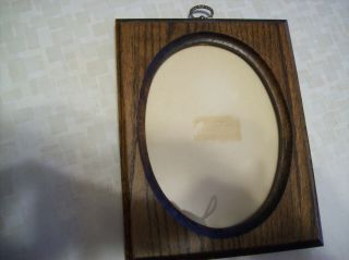 Vintage 6.  5x8.  5 " Wooden Oval Frame For 5x7 Picture Heirloom Oak Hanger