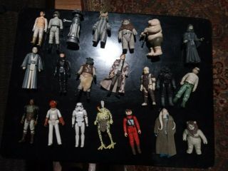 Group Of Vintage Star Wars Figures From The 70s And 80s No Repose