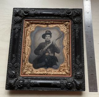Vintage Civil War Soldier With Rifle & Bayonet Ambrotype Photo Authentic Frame