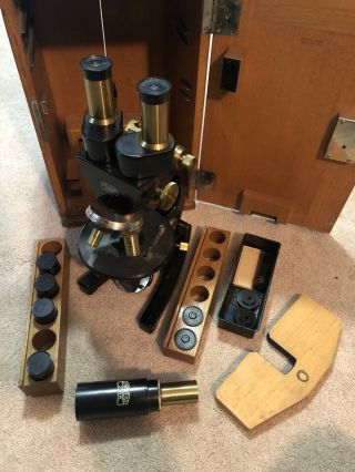 Vintage Circa 1930s Carl Zeiss Jena Binocular Microscope W/ Accessories And Box
