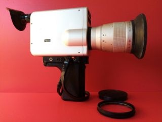 Vintage design // Braun Nizo 801.  8 Movie Camera & Case. 2