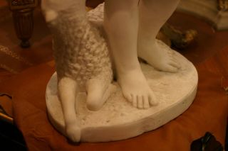ANTIQUE LARGE CARVED MARBLE STATUE FEEDING SHEEP,  CIRCA 1880 ITALIAN BEAUTY 3