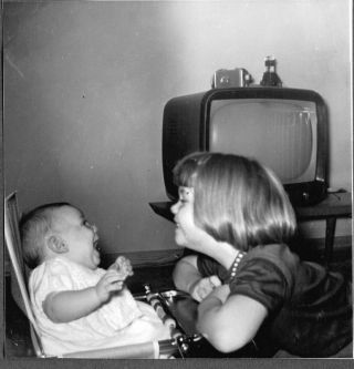 Vintage Photograph 1961 Old Tv Little Baby Girls Dress/hair Fashion Old Photo