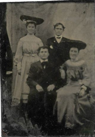 Vintage Old Turn Of The Century Tintype Family Photo,