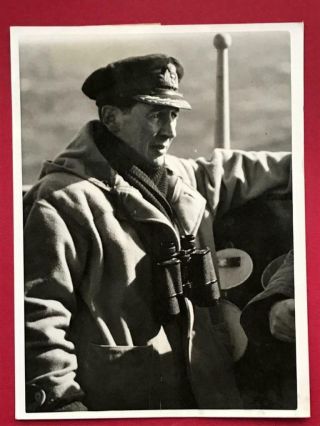 Ww2 Royal Navy Press Photo: Captain H.  W.  Faulkner R.  N.  P.  N.  A.  1942.