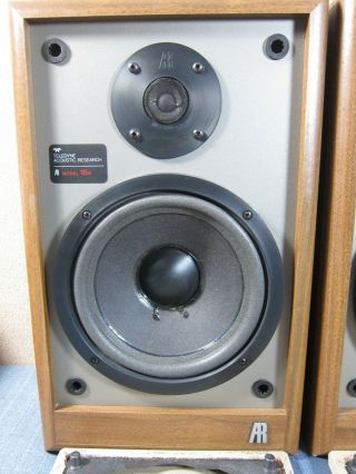 Vintage Acoustic Research AR18B Speakers - Very and 3