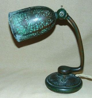 Antique Tiffany Studios No.  552 Bronze Pine Needle Desk Lamp