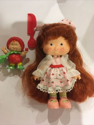 Vintage Strawberry Shortcake Berrykin Doll 1984 American Greetings