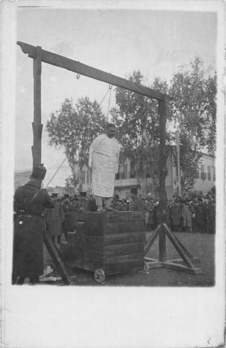 Damascus Syria Public Execution Hanging Real Photo Vintage Postcard Aa14774