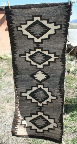 Vintage NAVAJO Weaving Textile Rug Gray 50 