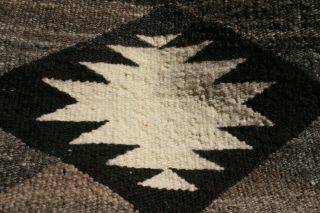 Vintage NAVAJO Weaving Textile Rug Gray 50 