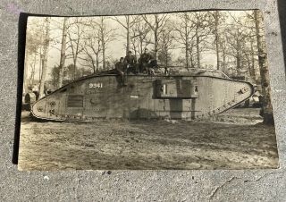 Ww1 British War Tank 9941 Soldiers Rppc Photo Postcard France