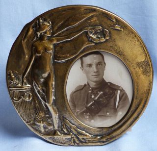 Ww1 Brass Picture Frame - Victory Laurel - Soldier 